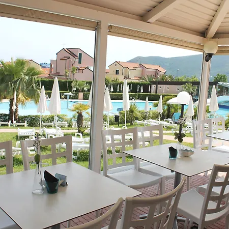 2 Village 4* Loano