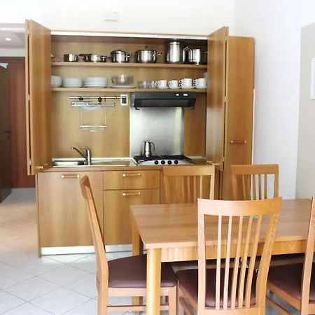 2 Village 4* לואנו