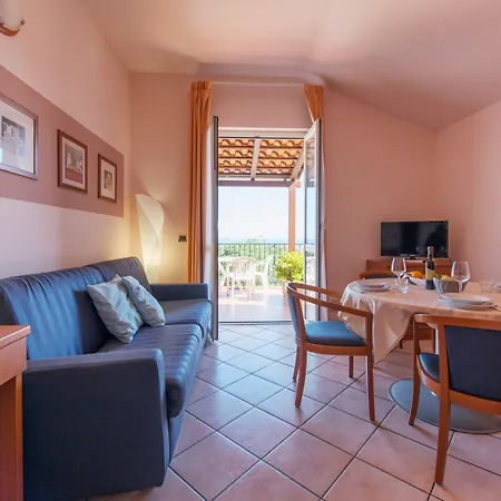 2 Village לואנו