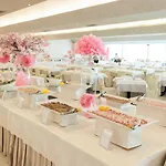 2 Village Aparthotel 4*