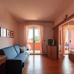 2 Village Loano