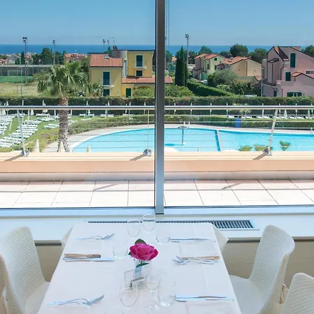 Aparthotel 2 Village Loano