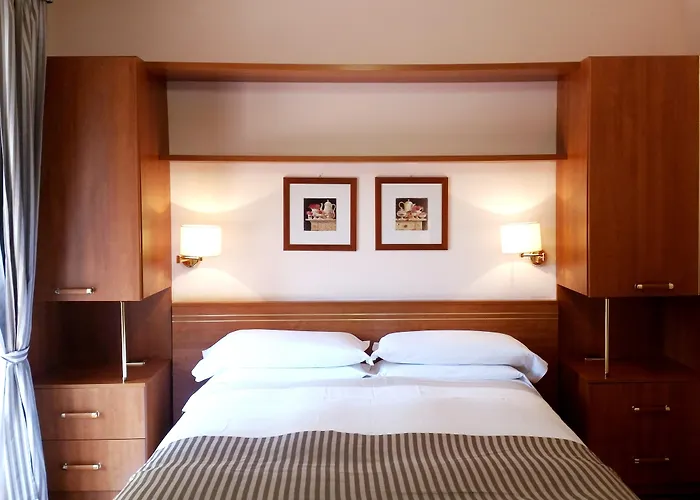 2 Village Lejlighedshotel 4*