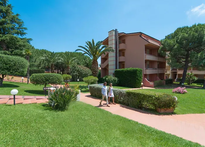 Ξενοδοχείο με διαμερίσματα 2 Village Loano