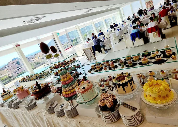 2 Village Ξενοδοχείο με διαμερίσματα 4*